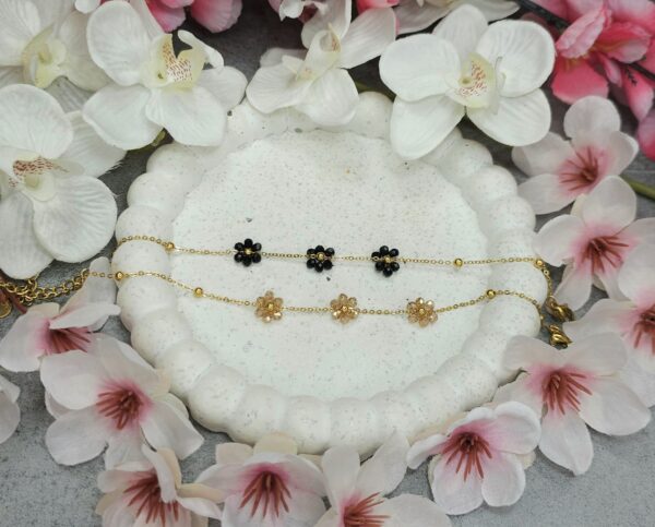 GOLD COLOURFULL FLOWER BRACELET