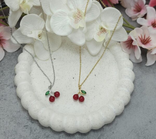 CHERRY NECKLACE