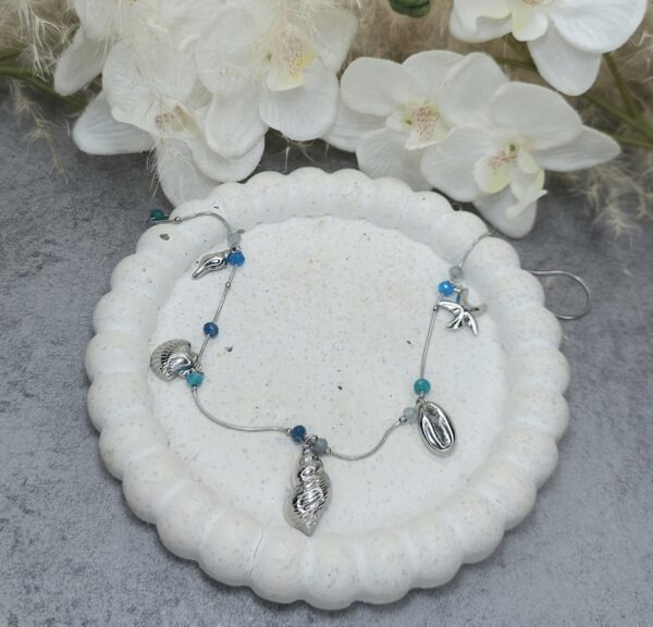 TURQOISE SEASHELLS NECKLACE