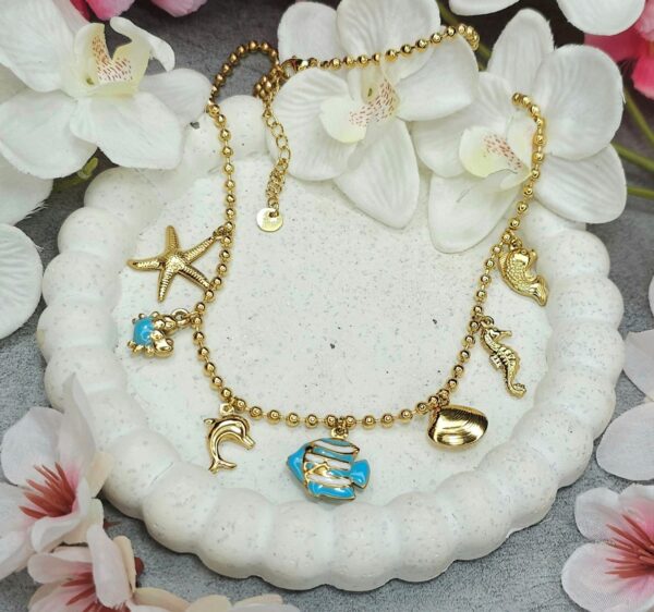 TURQOISE CRAB NECKLACE