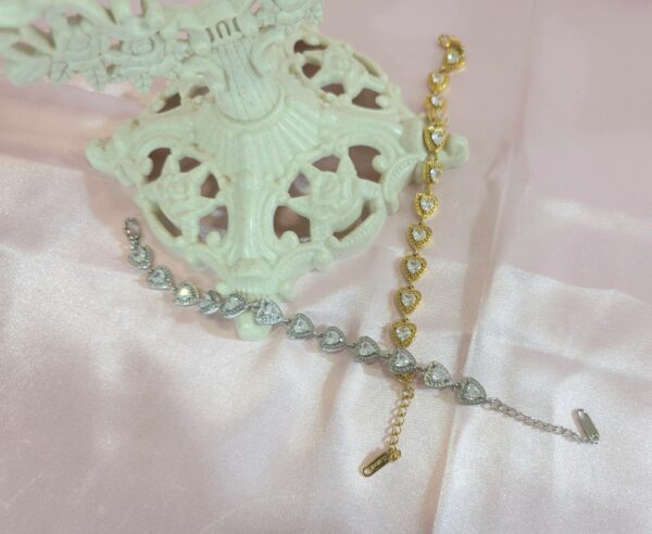 FULL HEART BRACELET