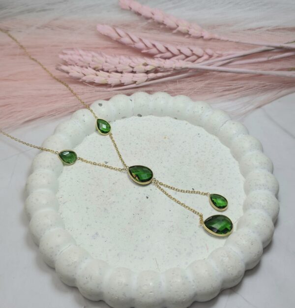 GREEN DROP NECKLACE