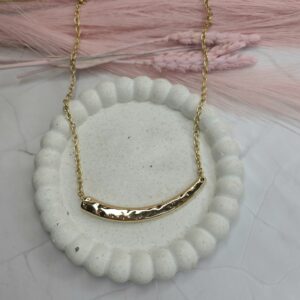 BAR NECKLACE