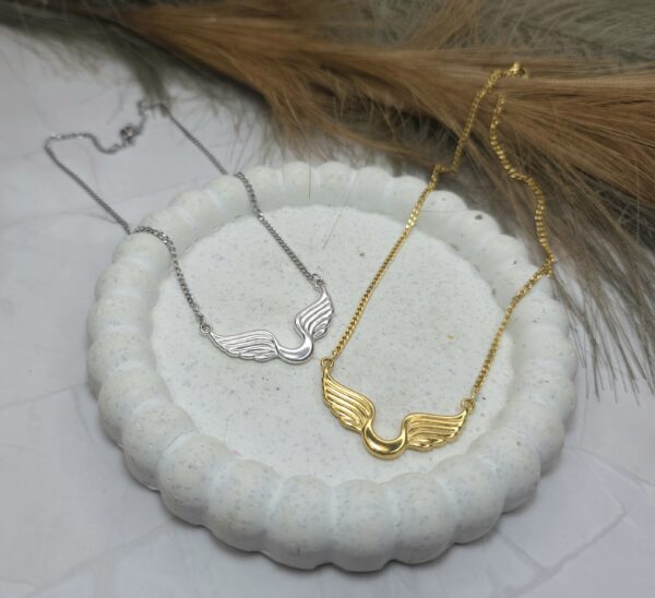 ANGEL WINGS NECKLACE
