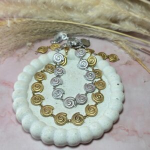 SEASHELL CHOKER NECKLACE